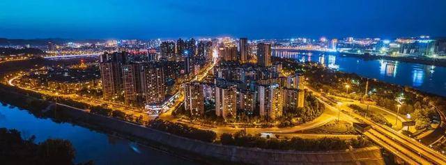 四川最新房?jī)r(jià)與平均工資對(duì)比 南充人的購(gòu)房能力分析